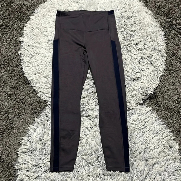Athleta ultimate stash pocket leggings size small - Picture 1 of 14